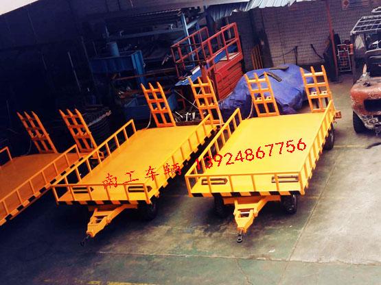 橙色带登车桥4吨星空(中国)