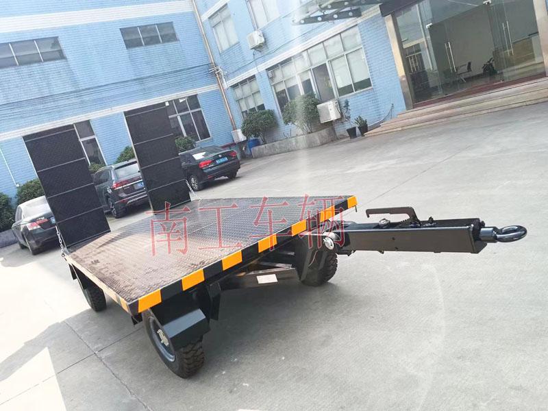 3吨带爬梯工业牵引星空(中国)