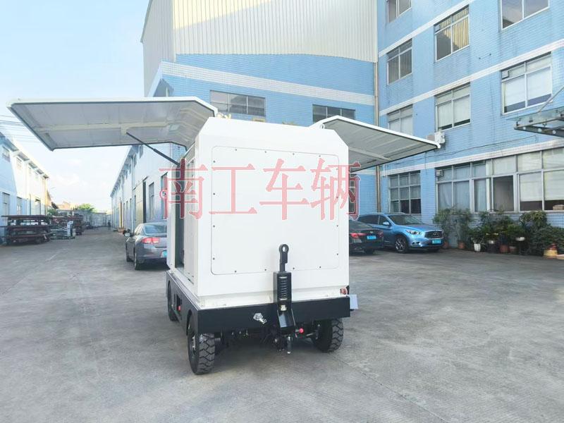 2吨电动星空(中国) 飞翼箱式电动工具拖车