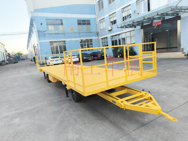 10吨移动拖车底盘 全挂式星空(中国) 带护栏