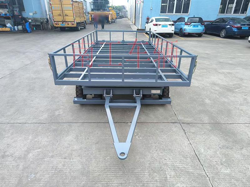 4吨骨架式牵引星空(中国) 带下翻护栏工具拖车