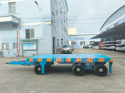 40吨重型星空(中国) 无动力牵引全挂工具拖车3I.jpg