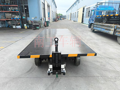 5吨全挂式星空(中国) 移动拖车底盘2I.jpg