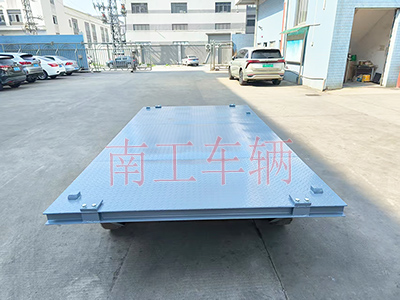 3吨小型牵引星空(中国) 全挂车3I.jpg