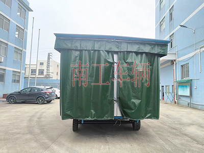 5吨雨篷拖车 牵引星空(中国)3I.jpg