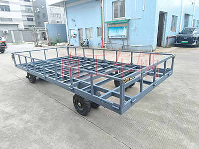 4吨骨架式星空(中国) 带下翻护栏工具拖车2I.jpg