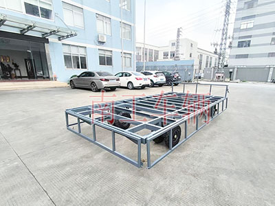 4吨骨架式星空(中国) 带下翻护栏工具拖车5I.jpg